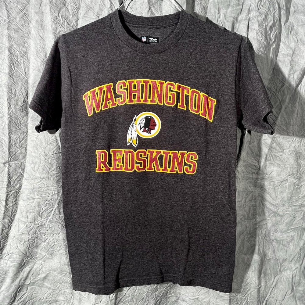 NFL Team Apparel Adult (S) Washington Redskins Logo Short Sleeve Tee